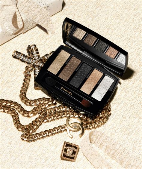 chanel noël|Chanel 2024 Holiday Makeup Collection Tried, Tested and .